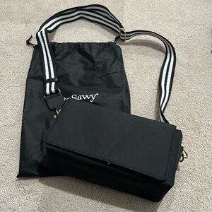 Tote Savvy crossbody change purse